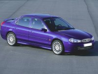 Pelìculas de coches ford mondeo(1993 - 2000 saloon)