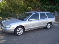 Pelìculas de coches ford mondeo(1993 - 2000 break)