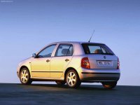 Pelìculas de coches skoda fabia(2000 hatchback)